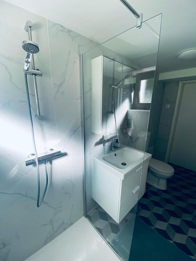שקופיה-לוקה Apartma Kamnitnk מראה חיצוני תמונה